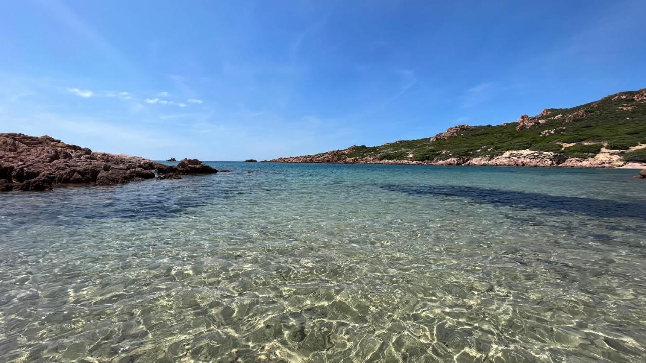 Isola Rossa Appartamenti Paduledda ภายนอก รูปภาพ