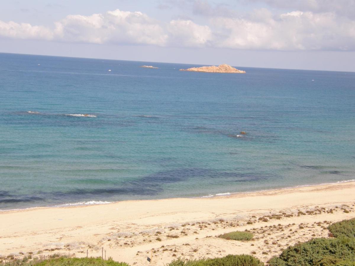 Isola Rossa Appartamenti Paduledda ภายนอก รูปภาพ
